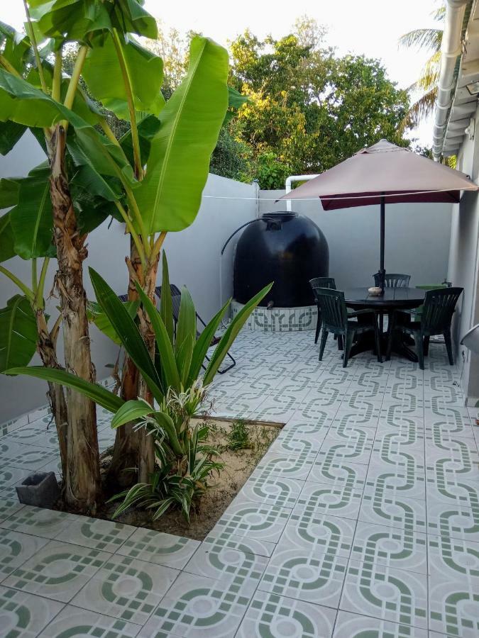 Appartement Villegiature Port-Louis Exterior photo